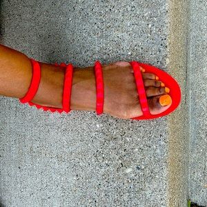 Women sandals (red) size 9 very comfy